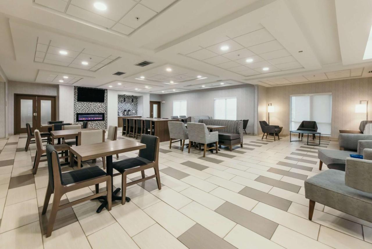 La Quinta Inn & Suites By Wyndham Ankeny Ia - Des Moines Ia מראה חיצוני תמונה