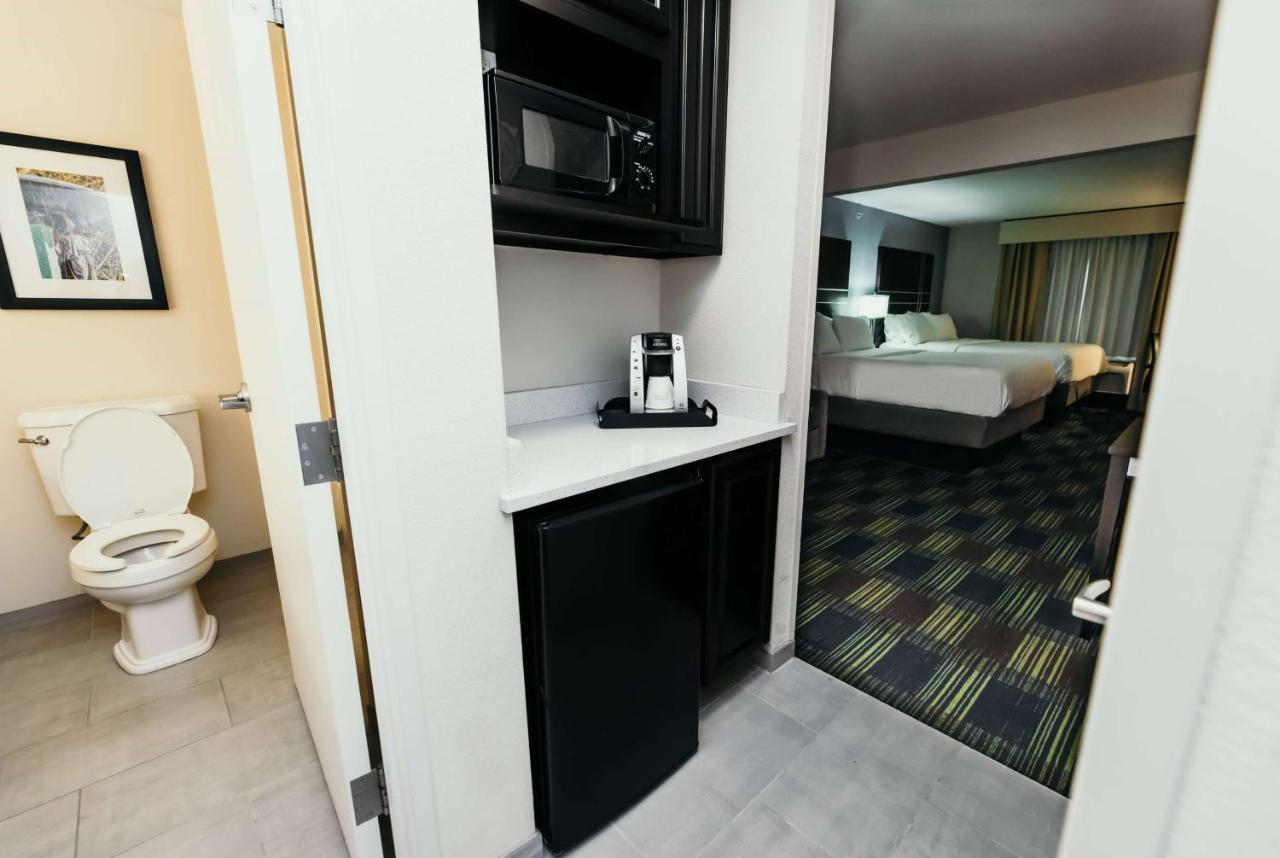La Quinta Inn & Suites By Wyndham Ankeny Ia - Des Moines Ia מראה חיצוני תמונה