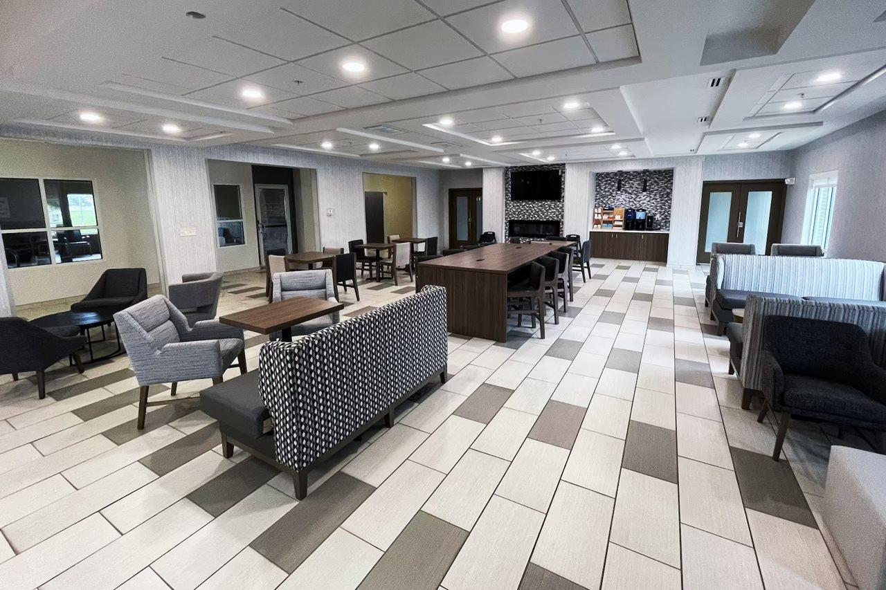 La Quinta Inn & Suites By Wyndham Ankeny Ia - Des Moines Ia מראה חיצוני תמונה